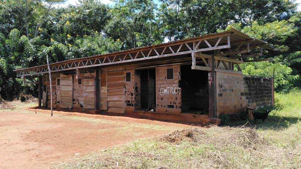 Cameroon : in rural areas, markets and schools lack functional toilets